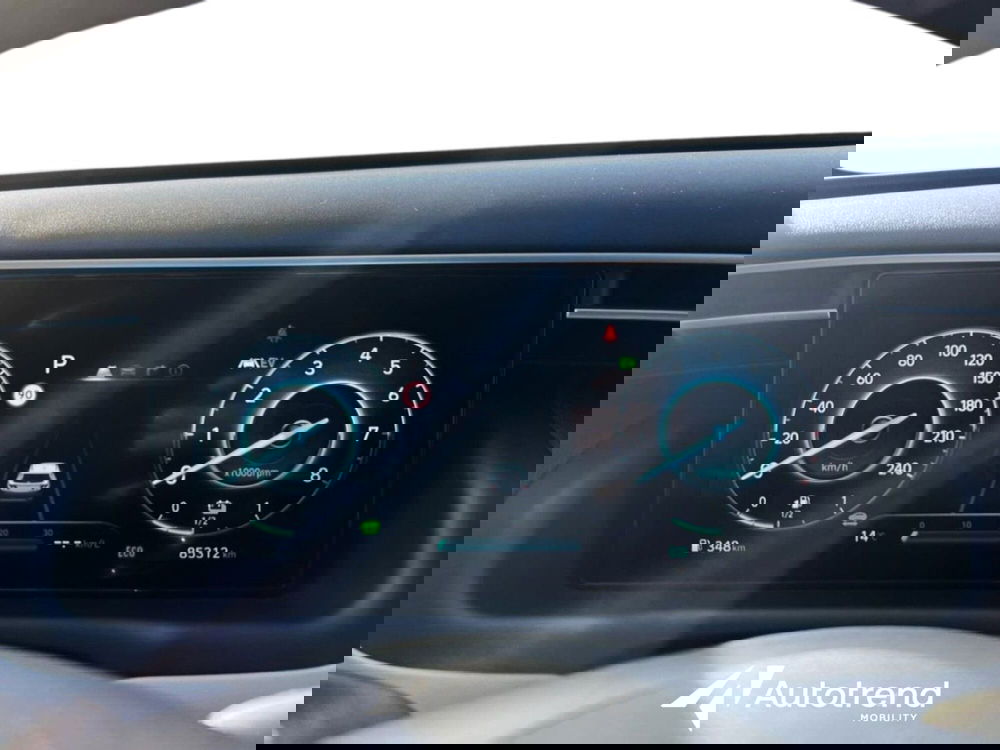 Hyundai Tucson usata a Bari (10)