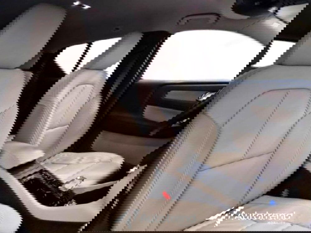 Volvo XC40 usata a Bari (10)
