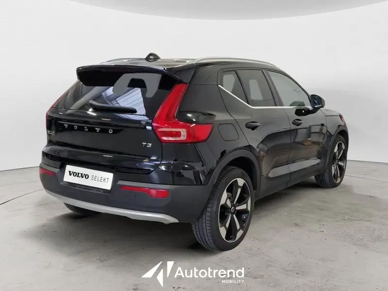 Volvo XC40 usata a Bari (2)