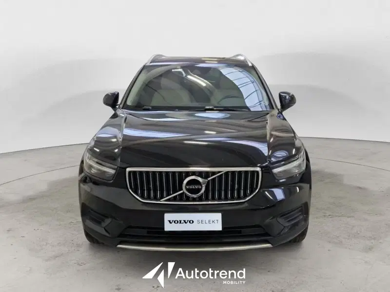 Volvo XC40 usata a Bari (3)
