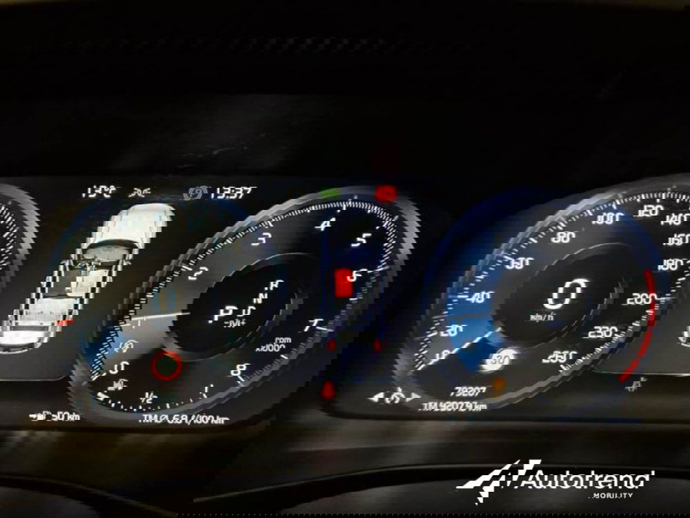 Volvo XC40 usata a Bari (7)