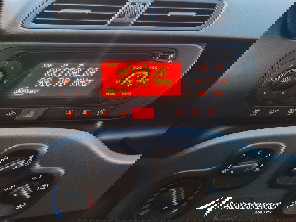 Fiat Panda Cross usata a Bari (10)