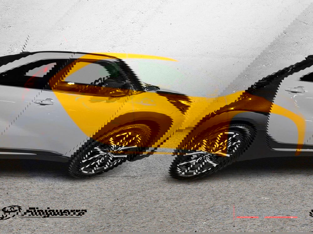 Toyota Aygo X nuova a Sondrio (5)