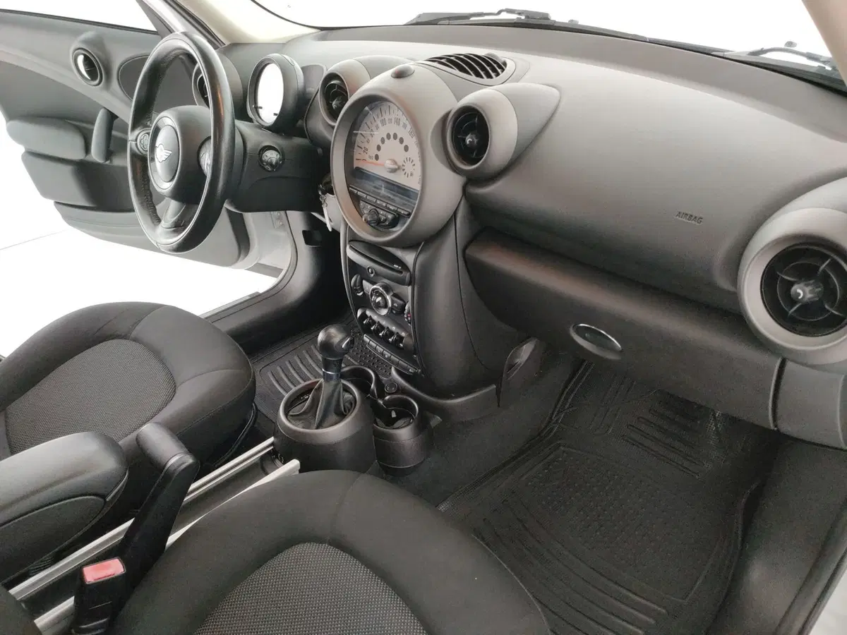 MINI Mini Countryman usata a Caserta (15)