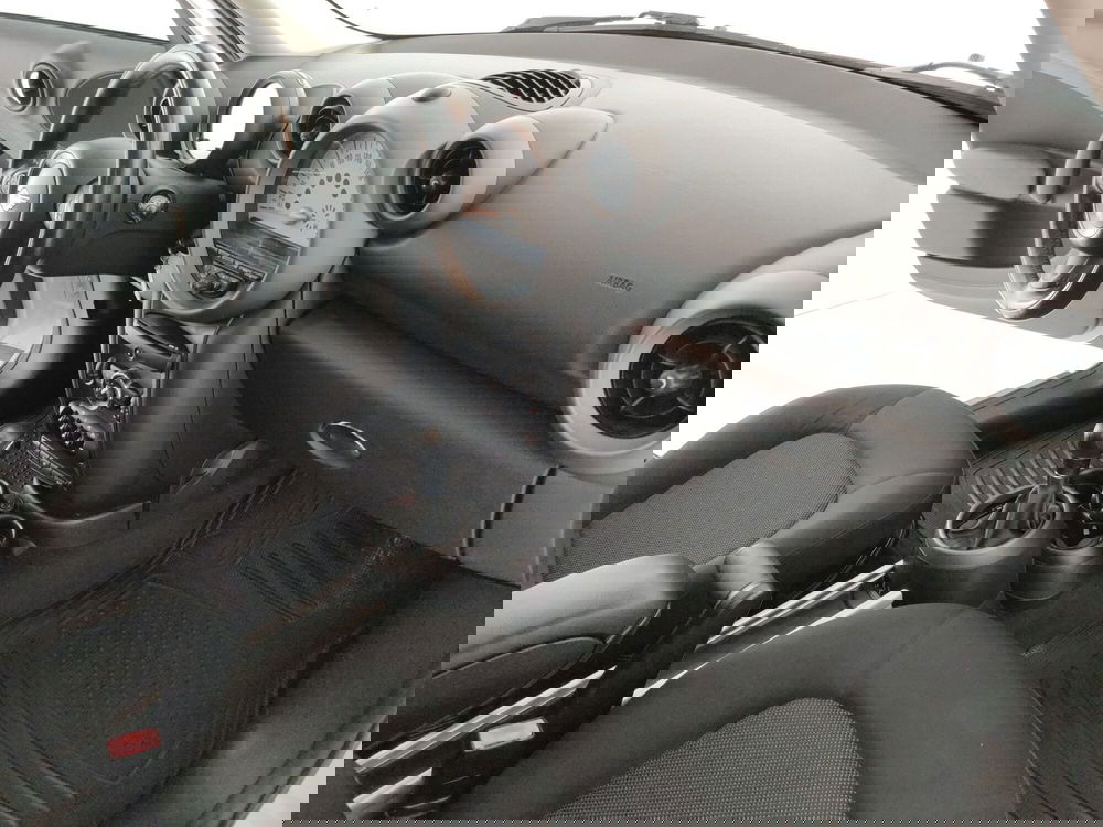 MINI Mini Countryman usata a Caserta (15)