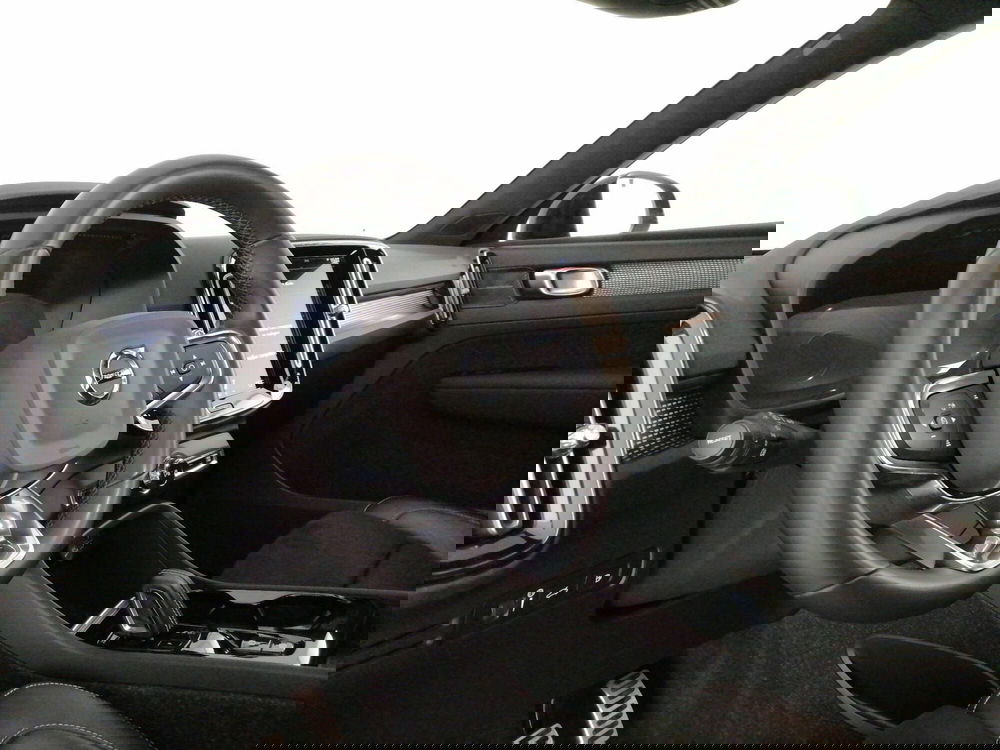 Volvo XC40 usata a Roma (12)