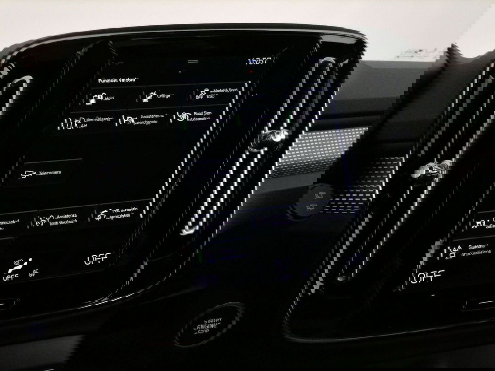 Volvo XC40 usata a Roma (20)