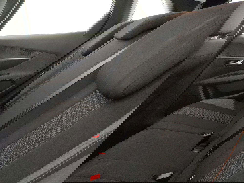 Peugeot 3008 usata a Caserta (15)