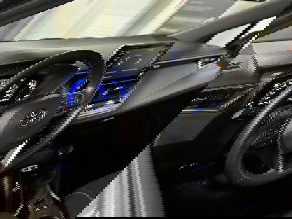 Toyota Corolla Touring Sports usata a Brescia (9)