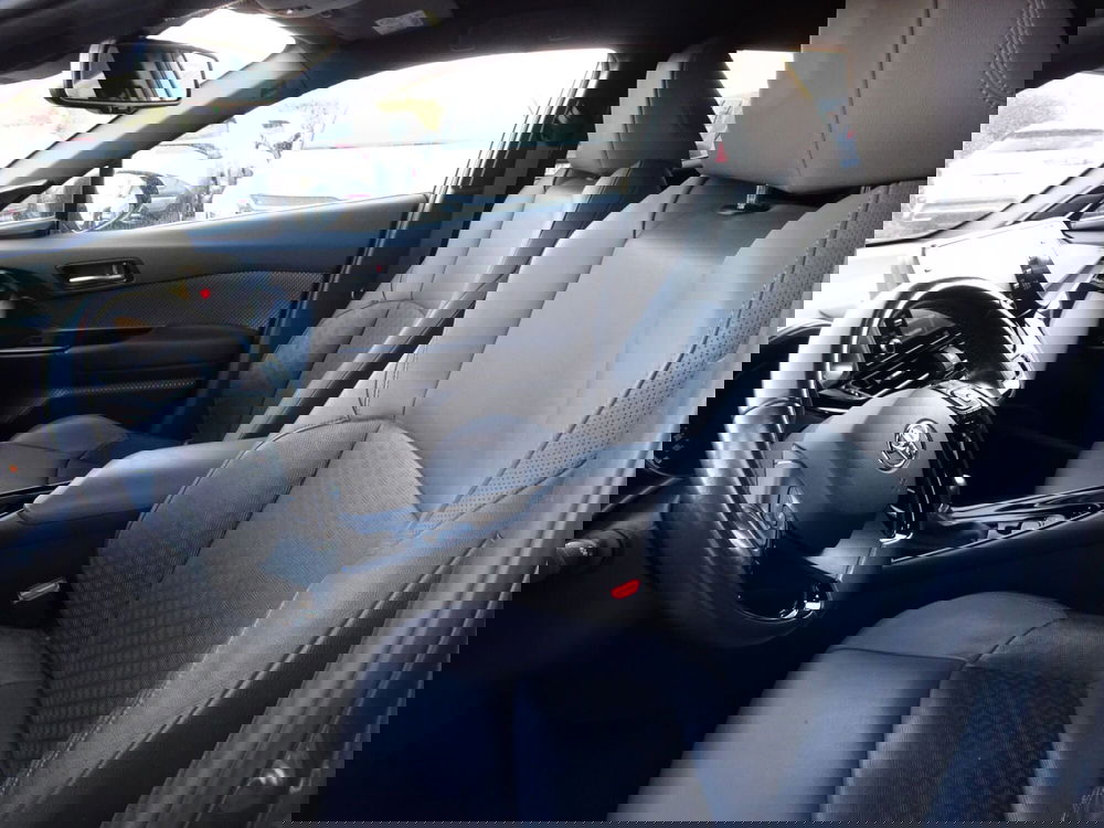 Toyota Toyota C-HR usata a Treviso (10)