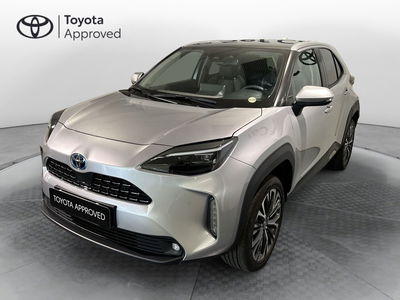 Toyota Yaris Cross 1.5 Hybrid 5p. E-CVT Lounge del 2021 usata a Milano