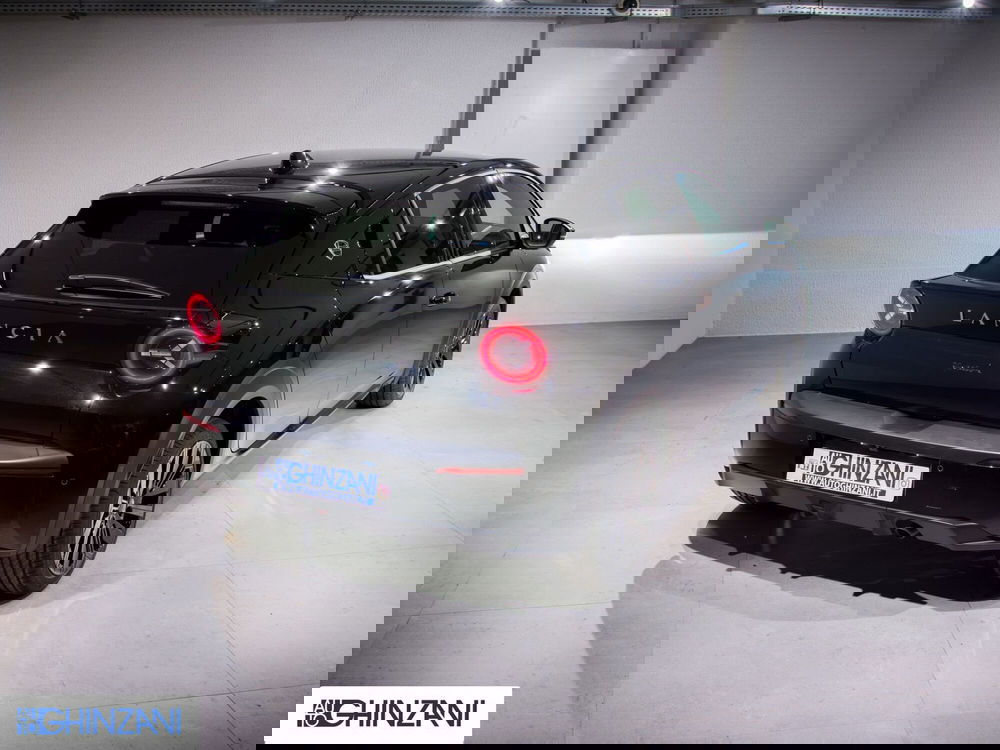 Lancia Ypsilon nuova a Bergamo (8)