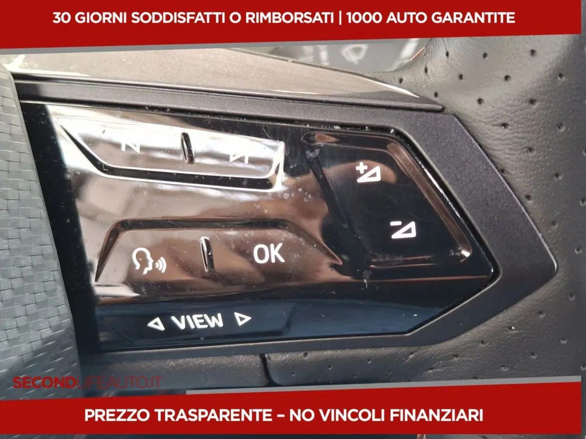 Cupra Born usata a Roma (12)