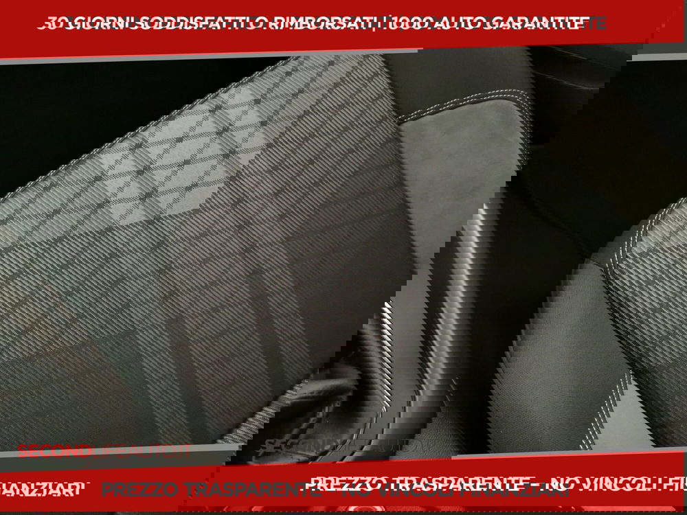 Volkswagen Taigo nuova a Campobasso (16)