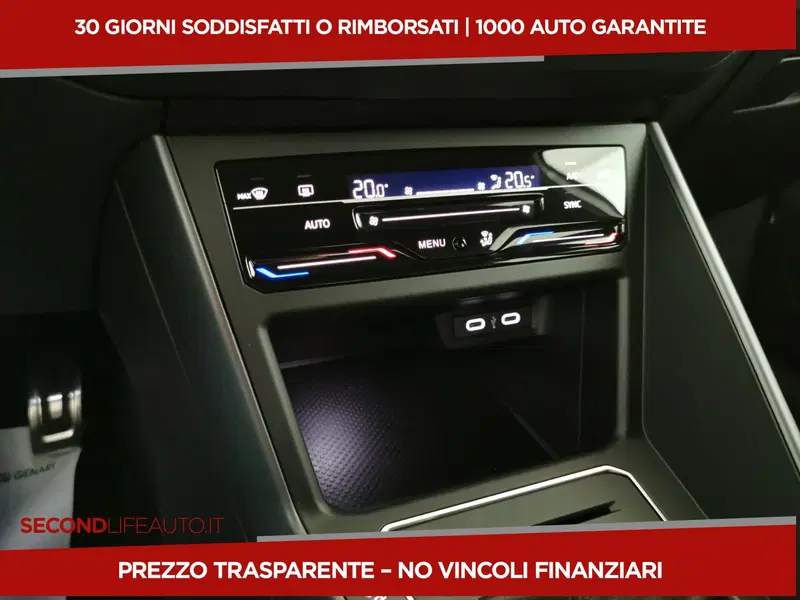 Volkswagen Taigo nuova a Campobasso (16)