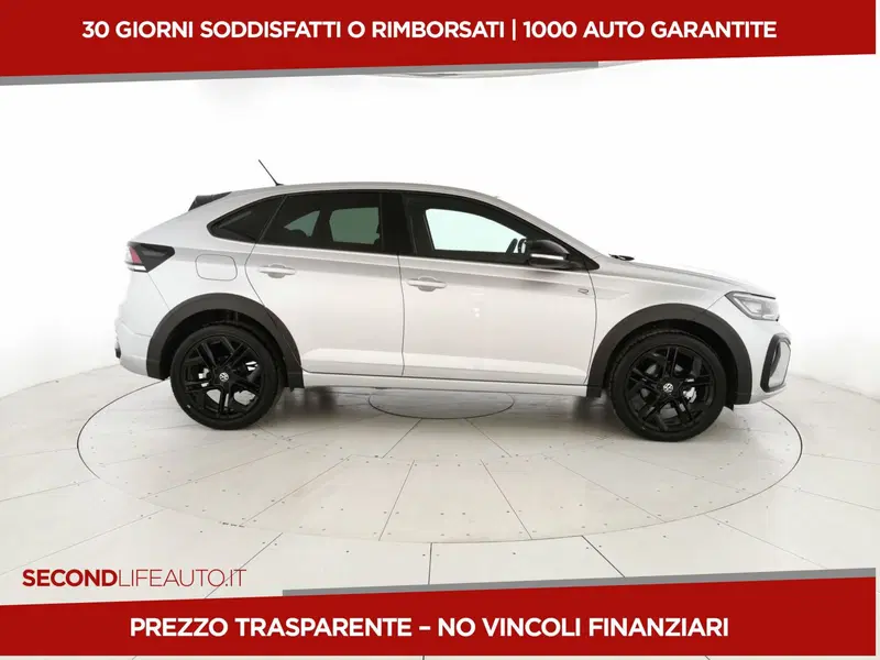 Volkswagen Taigo nuova a Campobasso (4)