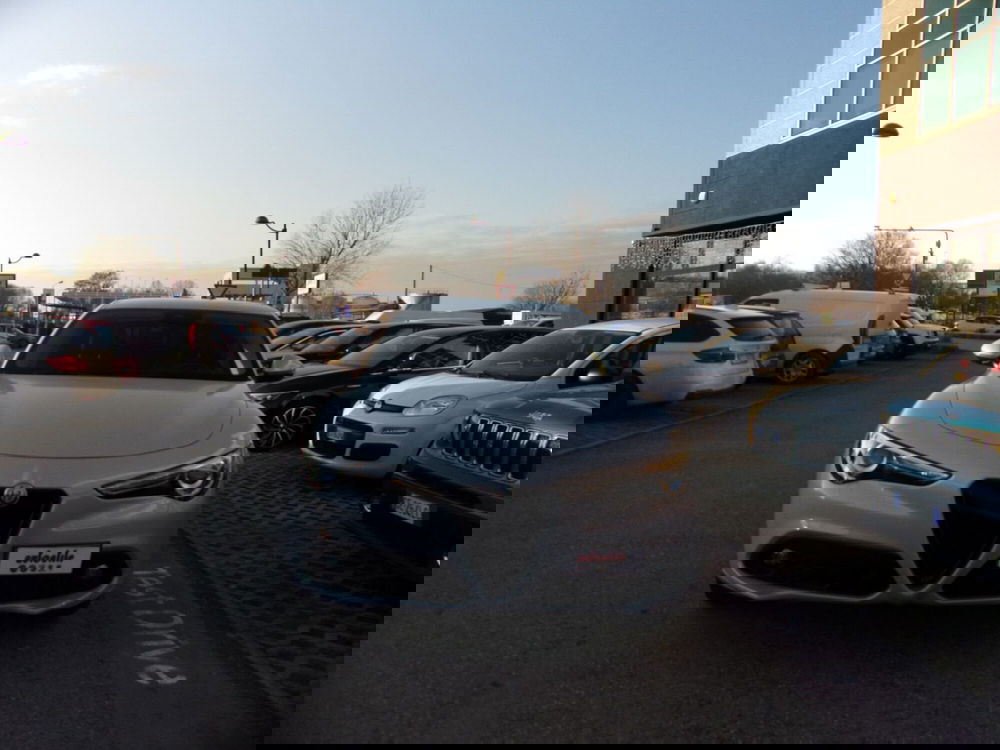 Alfa Romeo Stelvio usata a Reggio Emilia (2)