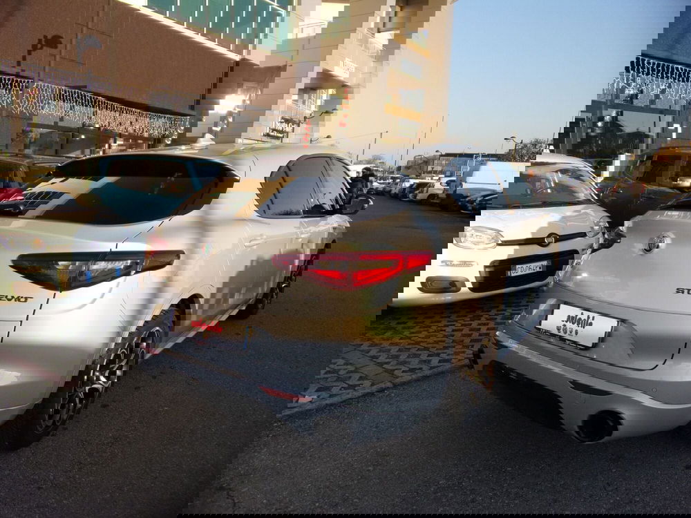 Alfa Romeo Stelvio usata a Reggio Emilia (5)