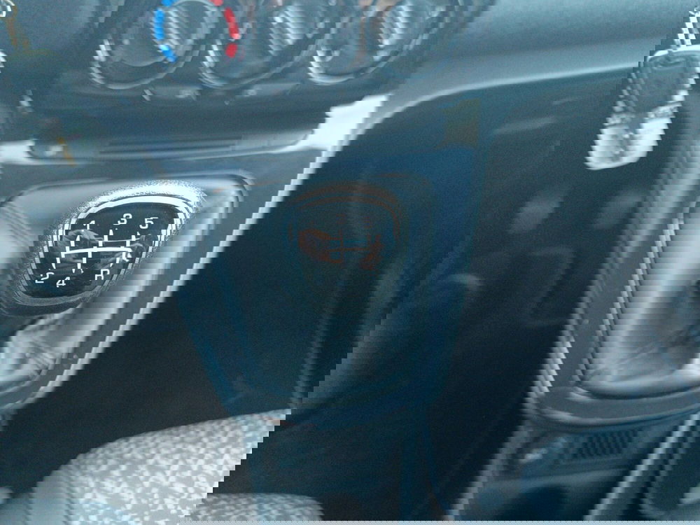 Lancia Ypsilon usata a Bologna (15)