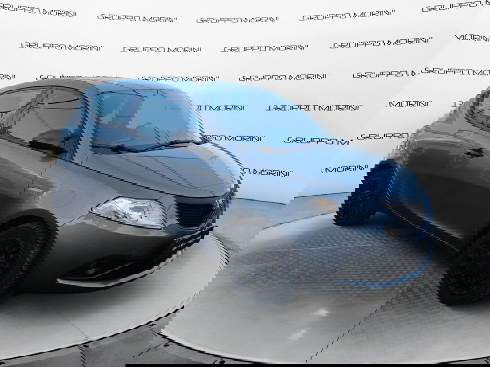 Lancia Ypsilon usata a Bologna (3)