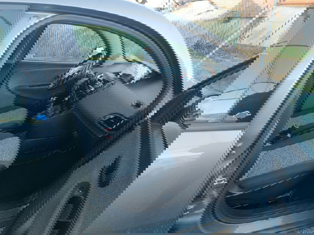 Lancia Ypsilon usata a Bologna (7)