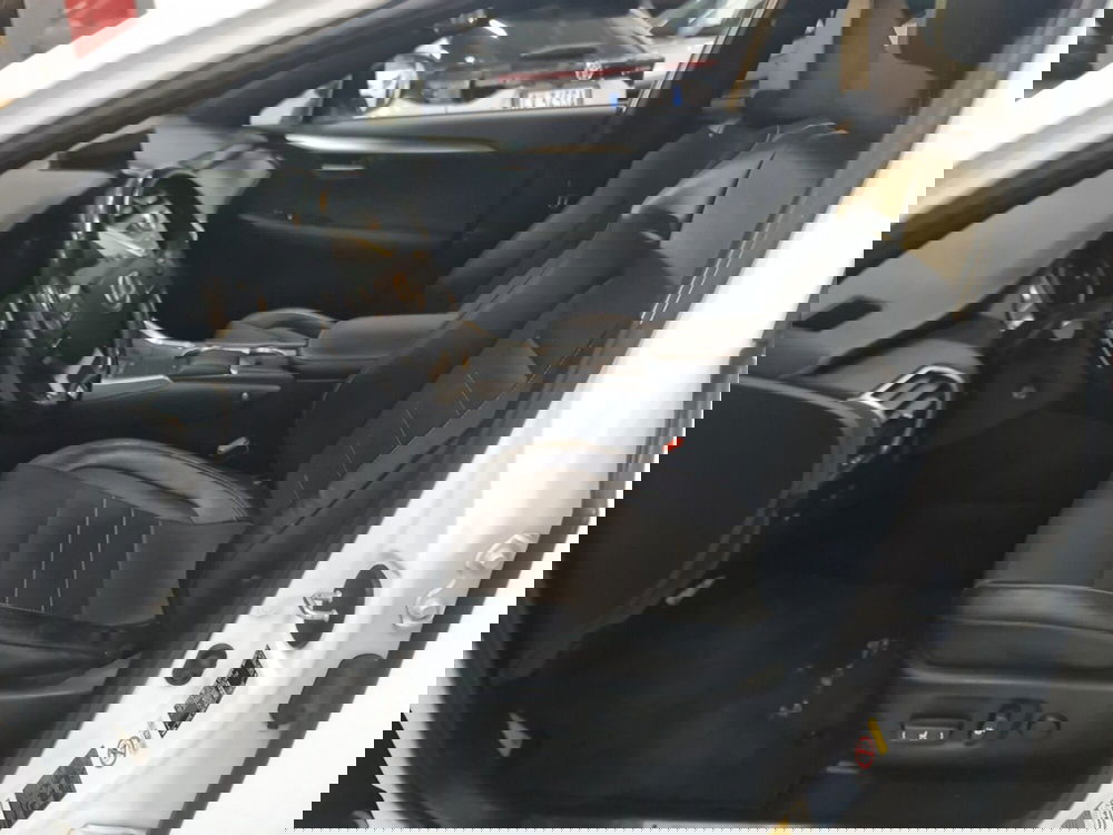 Lexus NX usata a Bologna (8)