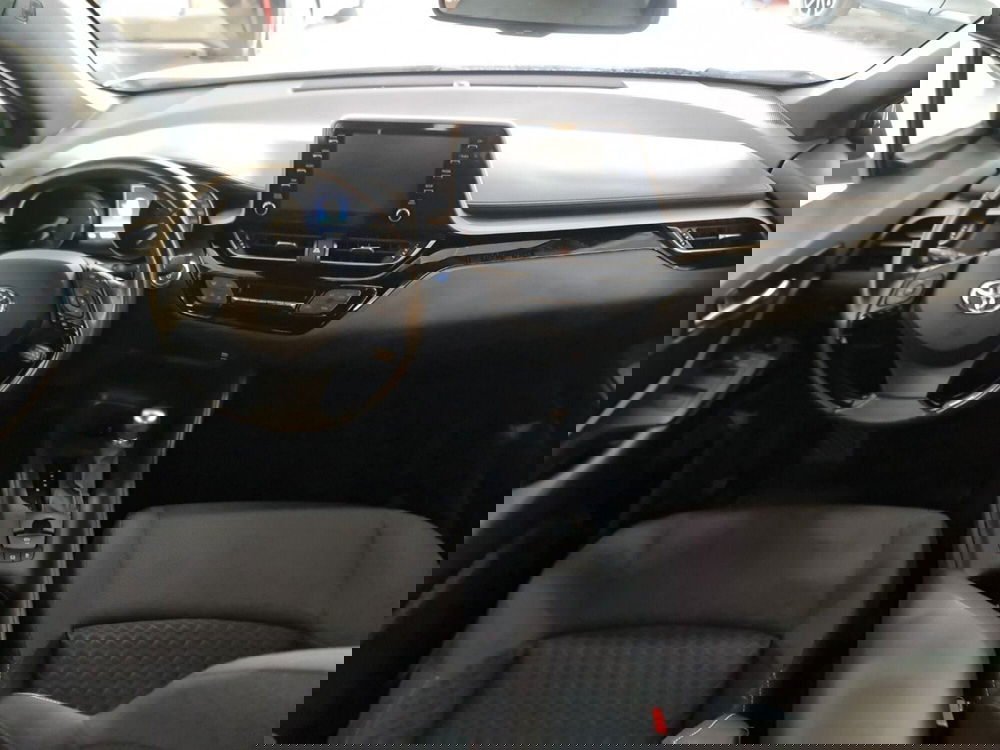 Toyota Toyota C-HR usata a Bologna (10)