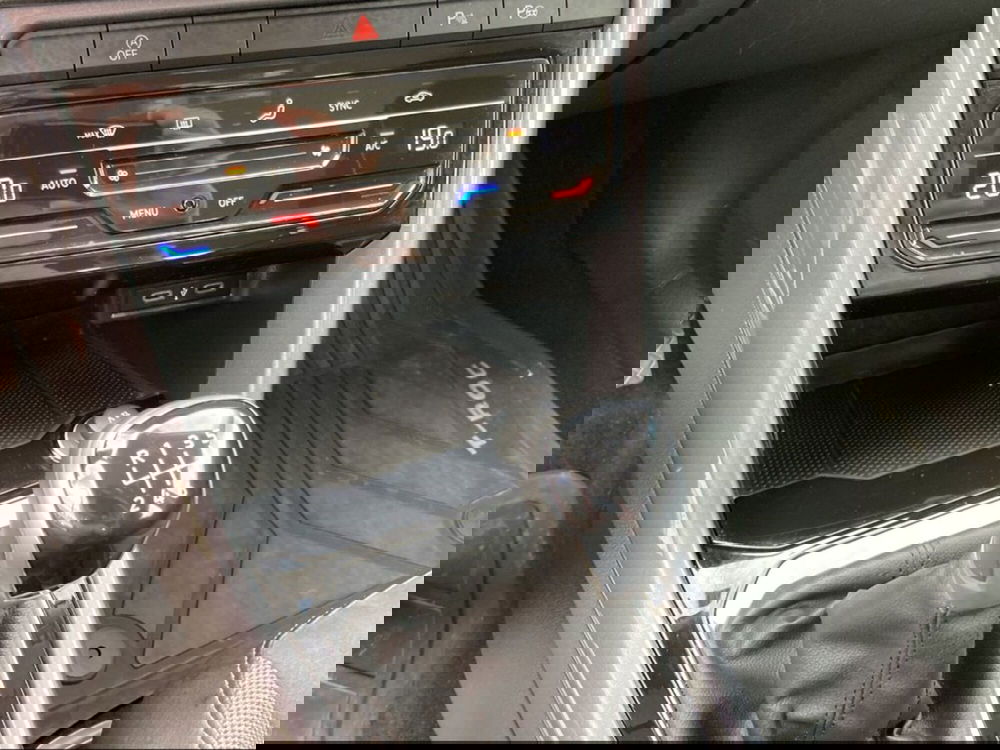 Volkswagen T-Roc usata a Siena (13)