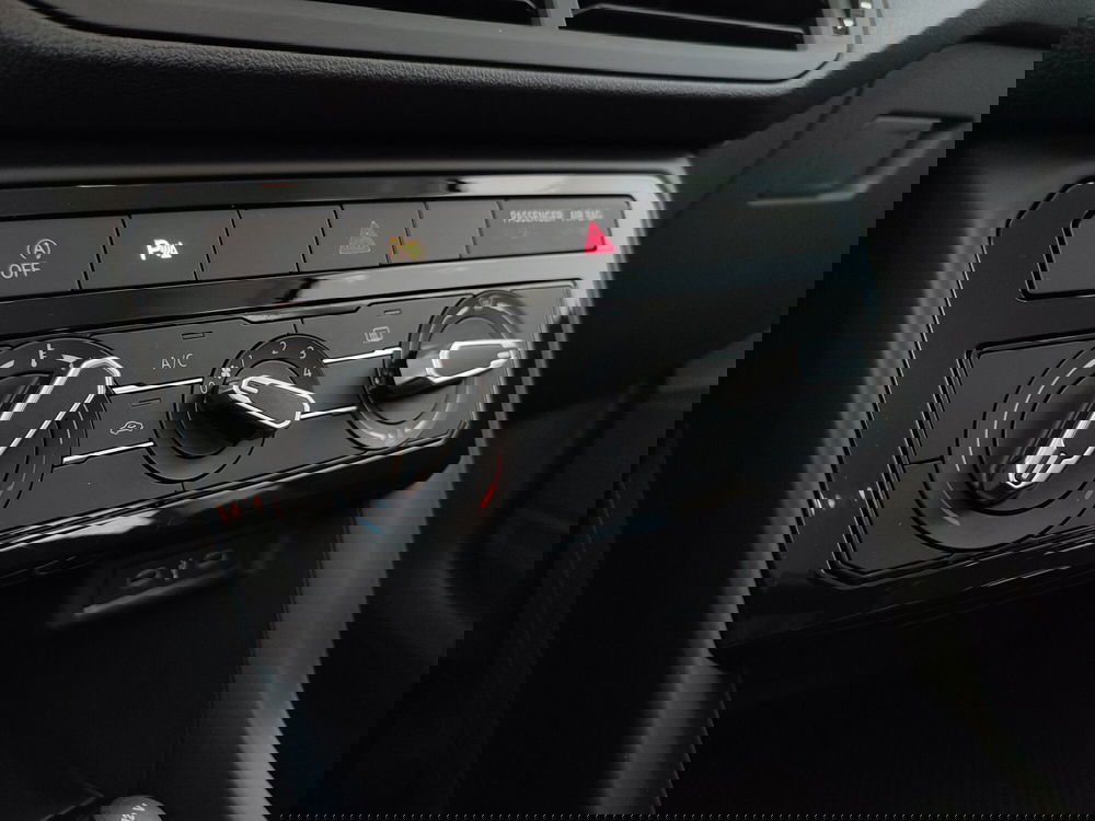 Volkswagen T-Cross usata a Palermo (16)