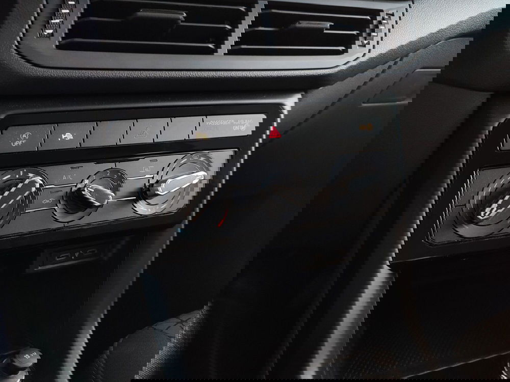 Volkswagen T-Cross usata a Palermo (15)