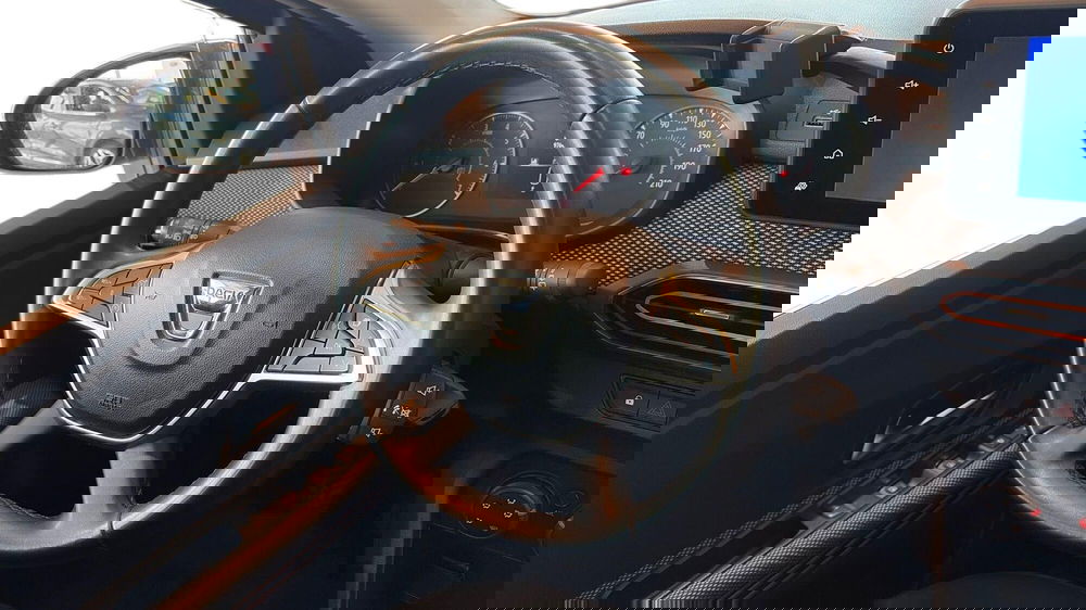 Dacia Sandero usata a Catania (7)