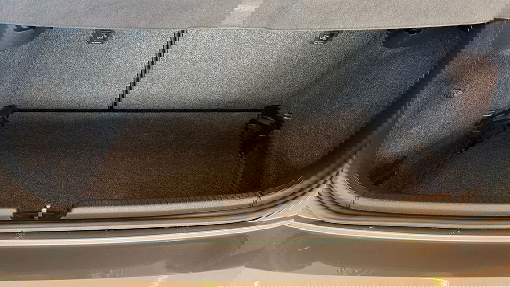 Volkswagen Polo usata a Catania (9)