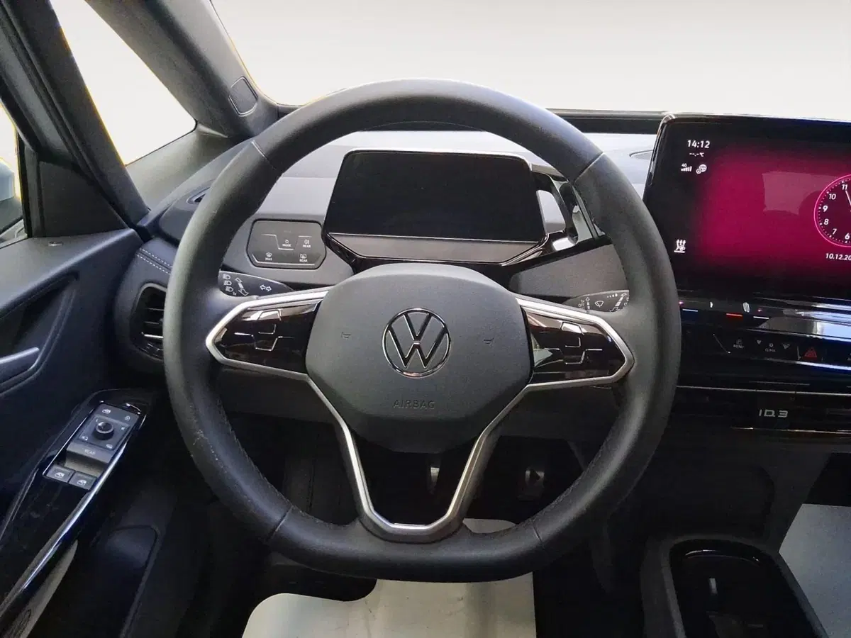Volkswagen ID.3 usata a Bologna (7)