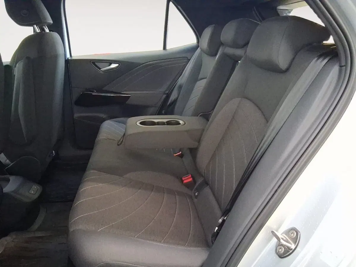 Volkswagen ID.3 usata a Bologna (9)