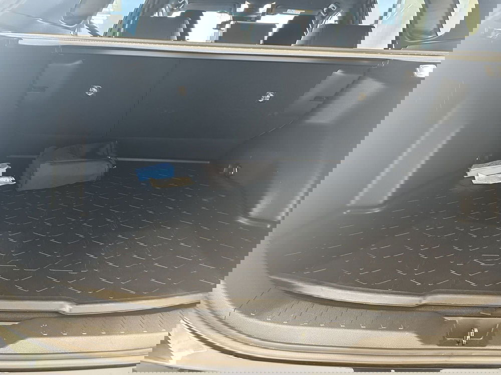 Toyota Rav4 usata a Latina (11)