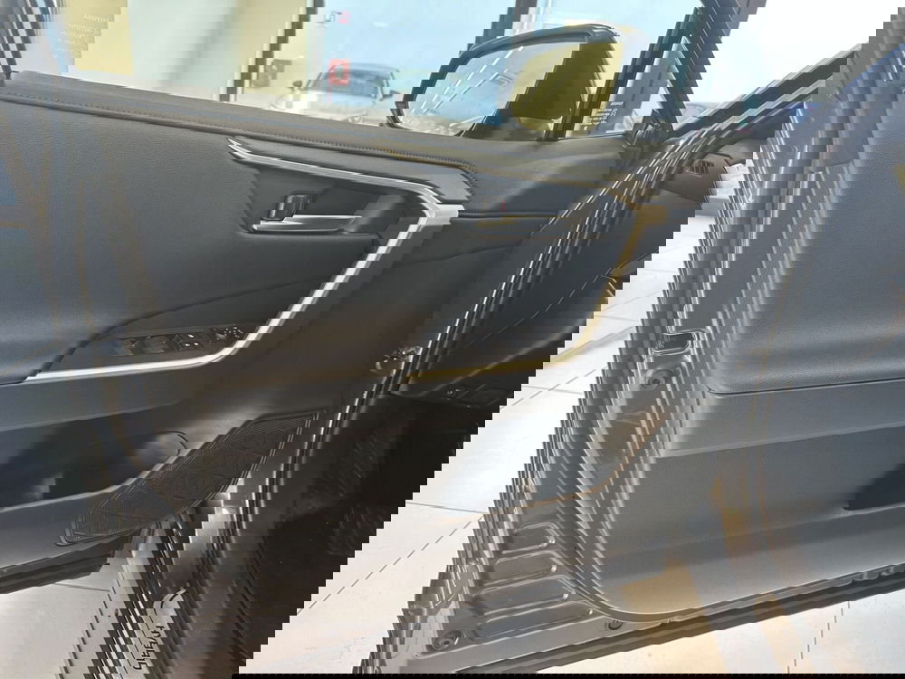 Toyota Rav4 usata a Latina (12)