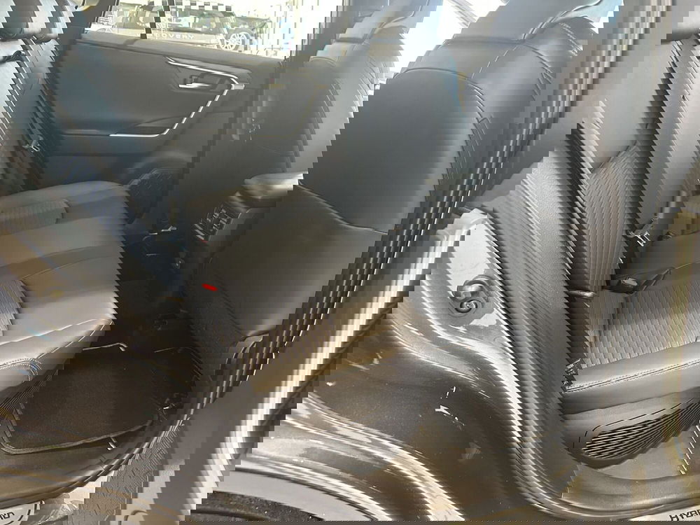 Toyota Rav4 usata a Latina (14)