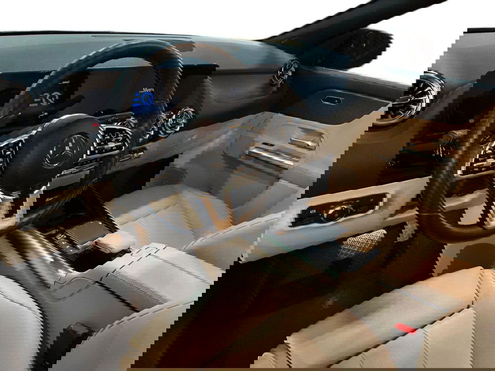 Mercedes-Benz EQA usata a Foggia (10)