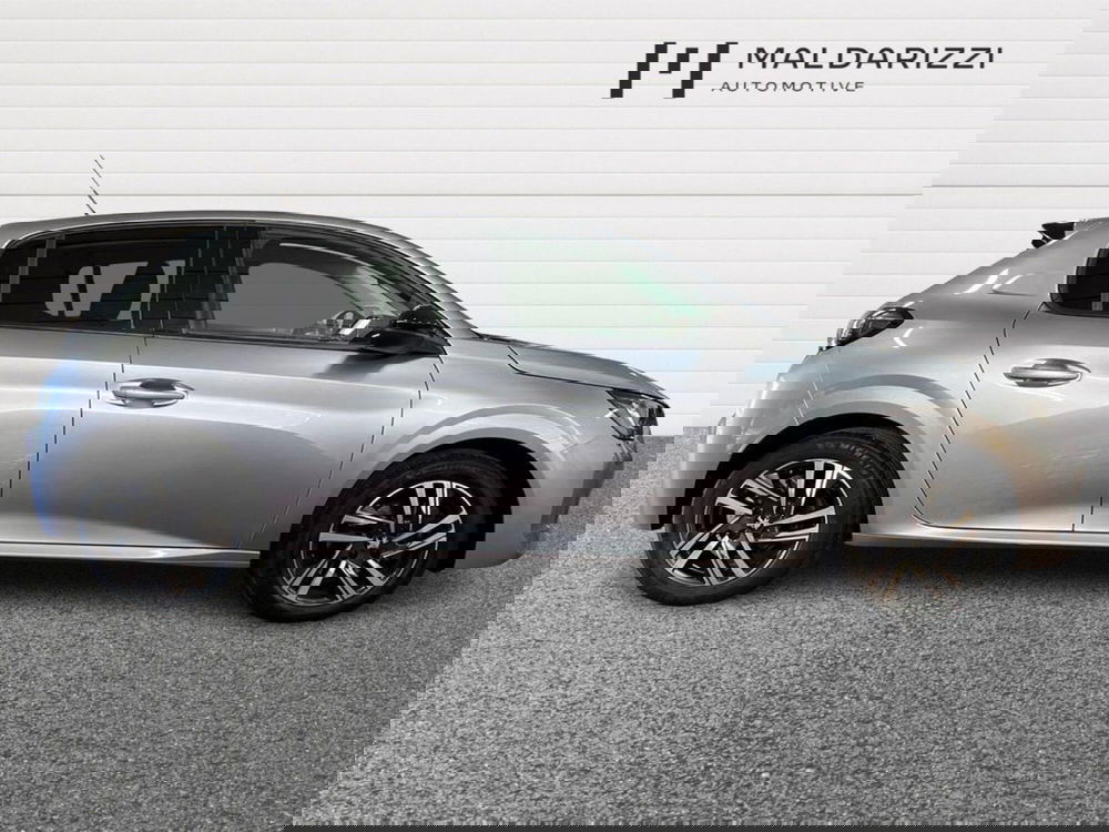 Peugeot 208 usata a Foggia (5)