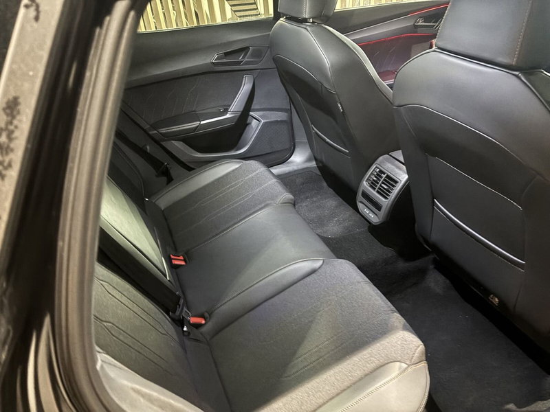 Cupra Formentor nuova a Ferrara (13)