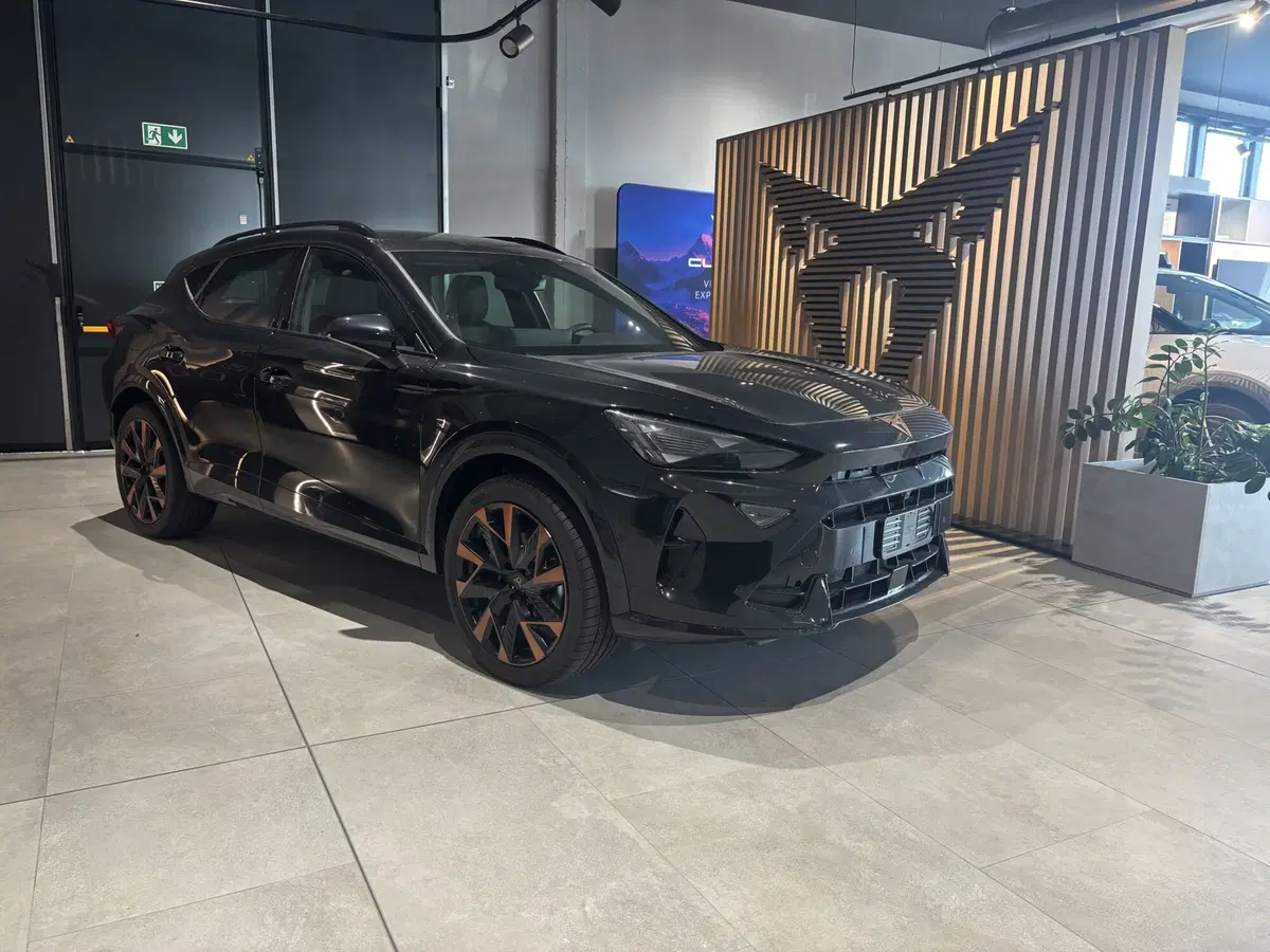 Cupra Formentor nuova a Ferrara (3)