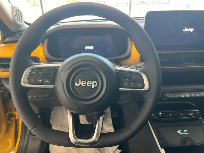 Jeep Avenger usata a Teramo (9)