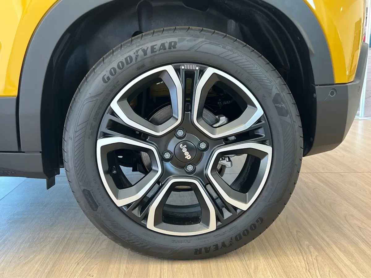 Jeep Avenger usata a Teramo (10)