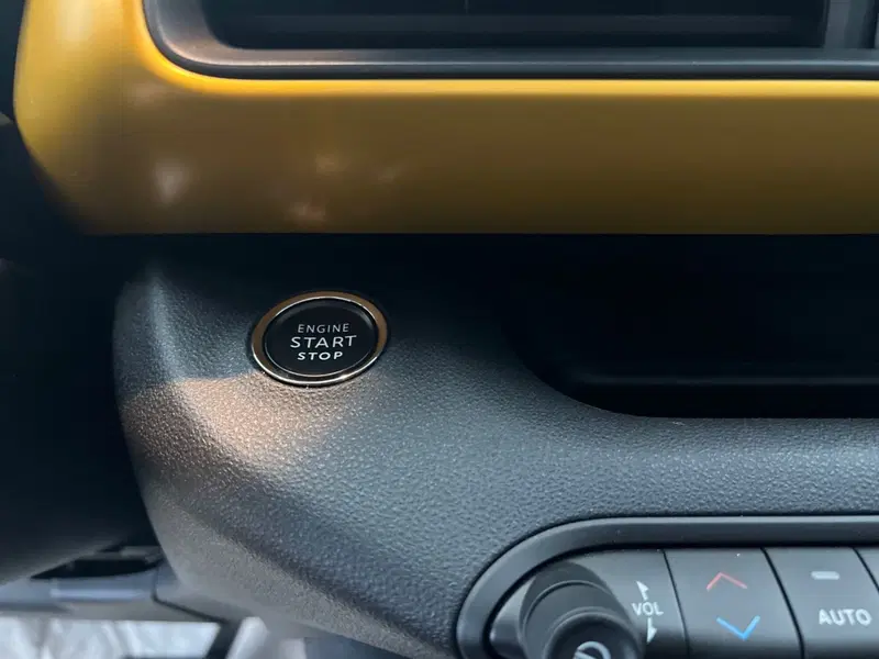 Jeep Avenger usata a Teramo (15)