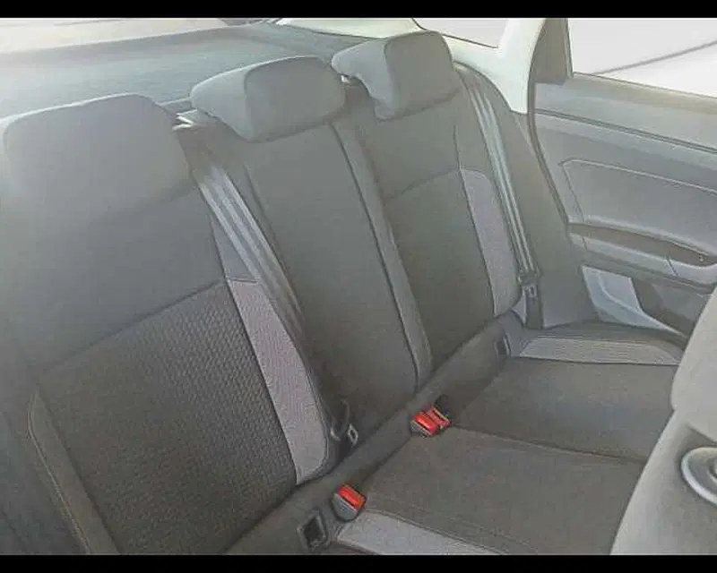 Volkswagen Taigo usata a Roma (9)