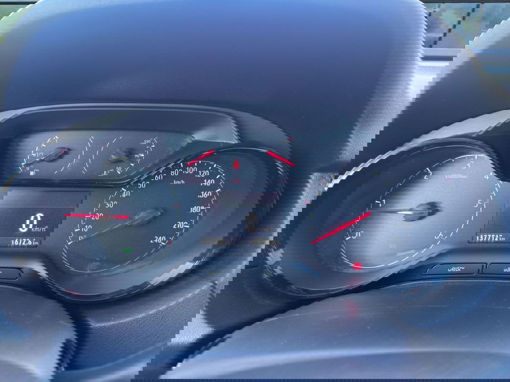 Opel Grandland X usata a Cosenza (11)