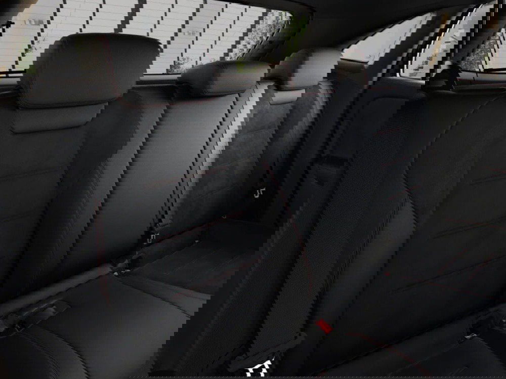 Mercedes-Benz GLA SUV nuova a Rimini (12)