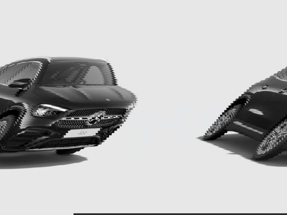 Mercedes-Benz GLA SUV nuova a Rimini (9)