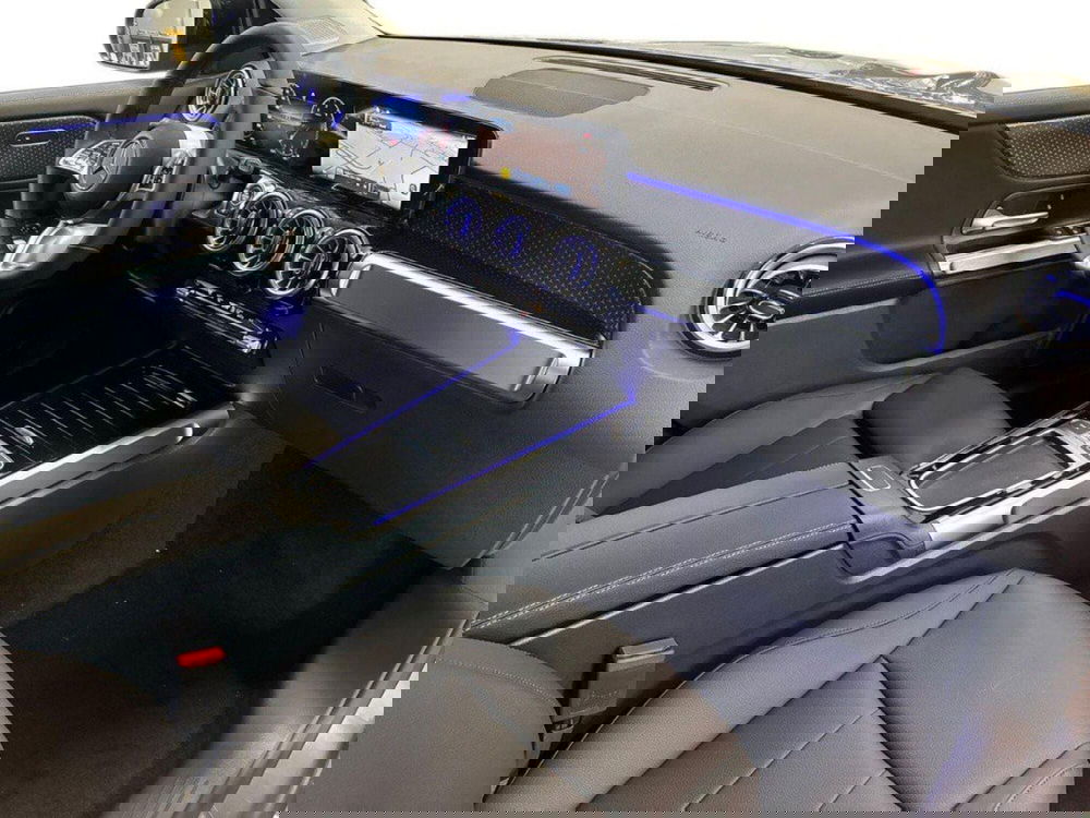 Mercedes-Benz GLB nuova a Rimini (12)