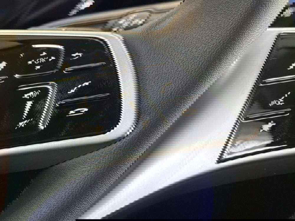 Mercedes-Benz GLB nuova a Rimini (20)